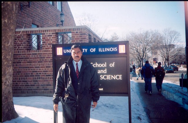walkwithsnowatillinois.jpg